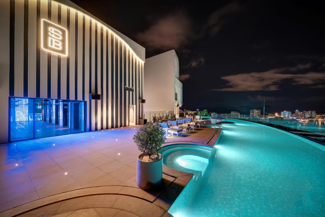 Az Five Stars Ocean View Apartment Nha Trang Luaran gambar